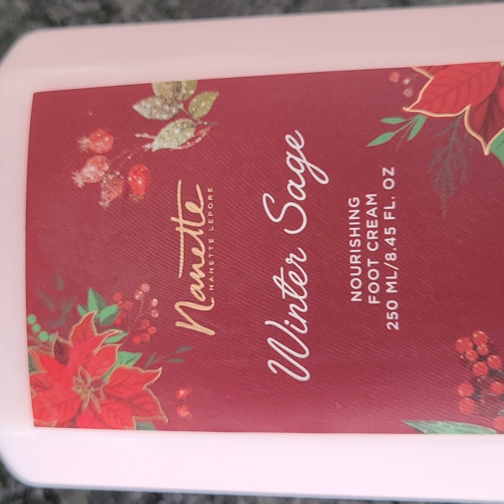 Nanette Lapore Wooden Foot Massager and Nourishing Foot Cream